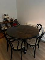 Zwarte houten tafel met 5 Fameg bistro stoelen, Ophalen of Verzenden, Gebruikt, 4 tot 6 stoelen