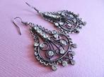 jwg Grote vintage 70s strass ornament oorbellen zilver klr, Verzenden, Overige materialen, Oorbellen