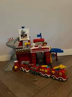 Brandweerkazerne met vier autos, Ophalen of Verzenden, Zo goed als nieuw, 6 maanden tot 2 jaar