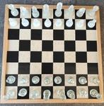 Schaakbord (40/40 cm), glazen schaakstukken, Homas damstenen, Hobby en Vrije tijd, Gezelschapsspellen | Bordspellen, Een of twee spelers