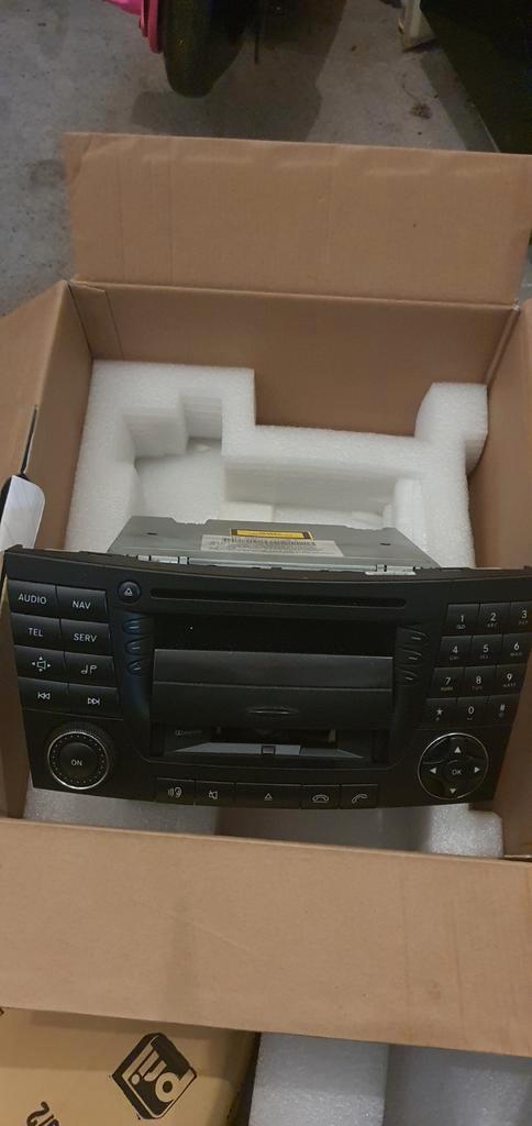 Mercedes E-klasse W211 E500 Radio CD Speler, Auto diversen, Autoradio's, Ophalen of Verzenden