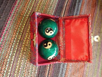 Qi Gong anti stress ballen beschikbaar voor biedingen