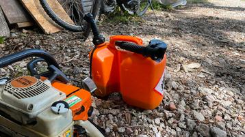 Stihl combi jerrycan beschikbaar voor biedingen
