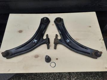 DRAAGARM LINKS+RECHTS - NISSAN QASHQAI + Nieuwe Fuseekogel beschikbaar voor biedingen