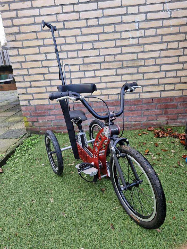 Een Aangepaste Kinder Driewielfiets - Threely Bike 16 inch, Fietsen en Brommers, Fietsen | Driewielfietsen, Zo goed als nieuw