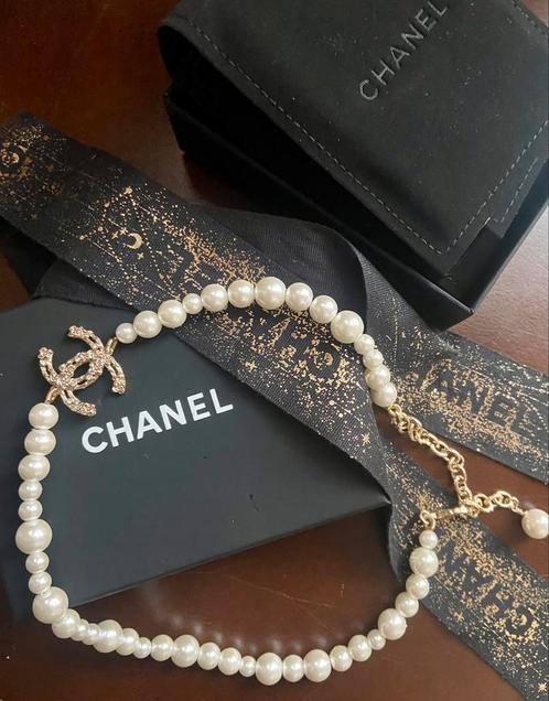 Chanel klassieker goudkleurige ketting met CC -logo, kristal, Sieraden, Tassen en Uiterlijk, Kettingen, Nieuw, Overige materialen