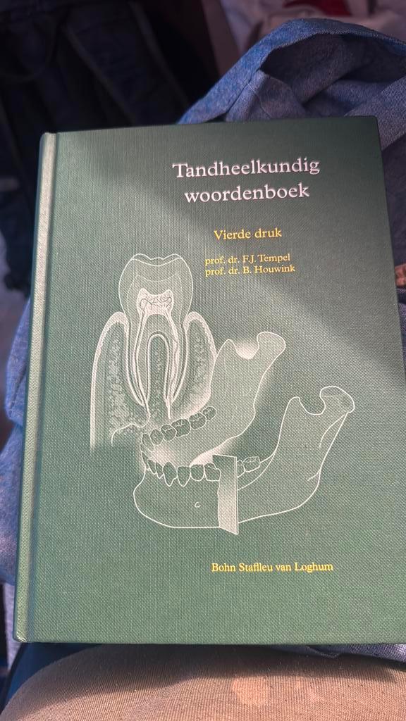 Tandheelkundig woordenboek, Boeken, Wetenschap, Zo goed als nieuw, Sociale wetenschap, Ophalen of Verzenden