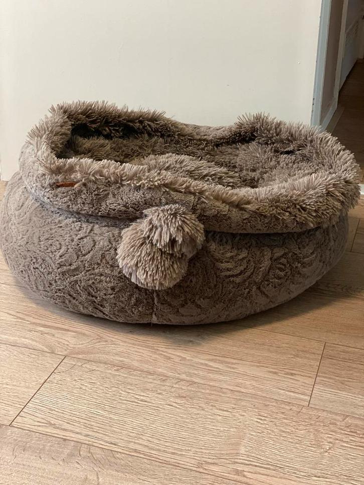 Glossy Doggy mega mand, Dieren en Toebehoren, Hondenmanden, Zo goed als nieuw, Ophalen