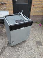 Vaatwasser met lekkage - Onderdelen of reparatie, Witgoed en Apparatuur, Vaatwasmachines, Ophalen, 60 cm of meer, Niet werkend