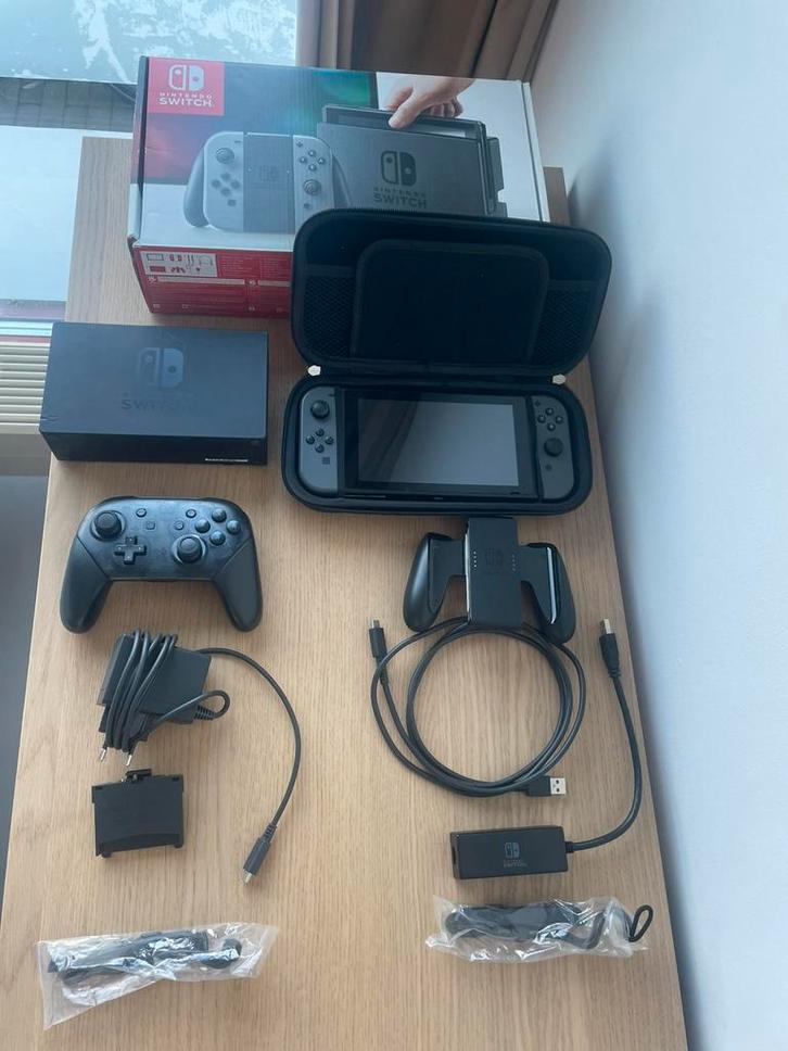 Nintendo Switch met extra’s, Spelcomputers en Games, Spelcomputers | Nintendo Switch, Nieuw, Switch Original, Met 1 controller