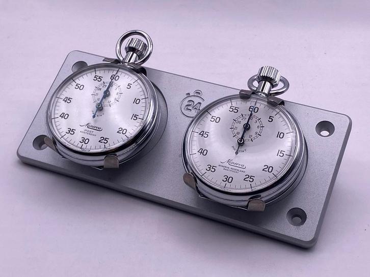 Vintage Minerva stopwatch set en houder, Auto-onderdelen, Dashboard en Schakelaars, Ophalen of Verzenden