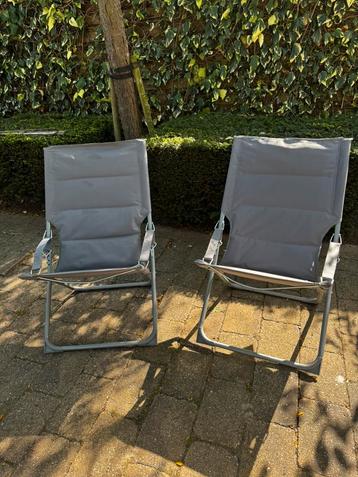 2 nieuwe stoelen - strand of tuin beschikbaar voor biedingen