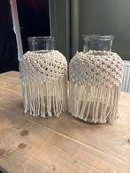 2 Stuks Vazen met Macramé, Wit, Nieuw, Ophalen of Verzenden, Glas