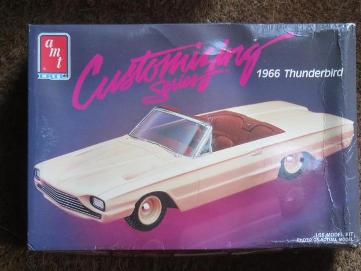 Bouwdoos 1966 Ford Thunderbird 3n1 Customizing serie AMT, Hobby en Vrije tijd, Modelbouw | Auto's en Voertuigen, Nieuw, Auto, Groter dan 1:32