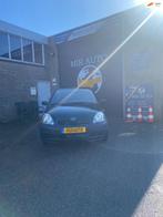 Toyota Yaris 1.0-16V VVT-i Terra, Voorwielaandrijving, Gebruikt, 4 cilinders, 400 kg
