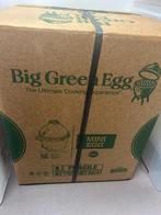Big Green Egg - Mini + carrier, Tuin en Terras, Houtskoolbarbecues, Ophalen of Verzenden, Nieuw, Big Green Egg, Met accessoires