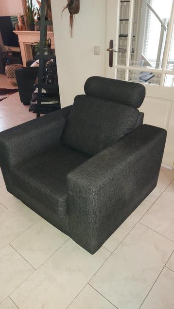 2 Fauteuils  beschikbaar voor biedingen