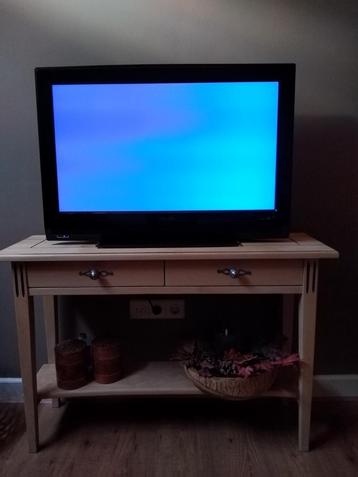 Philips 32 inch flat screen TV.  beschikbaar voor biedingen