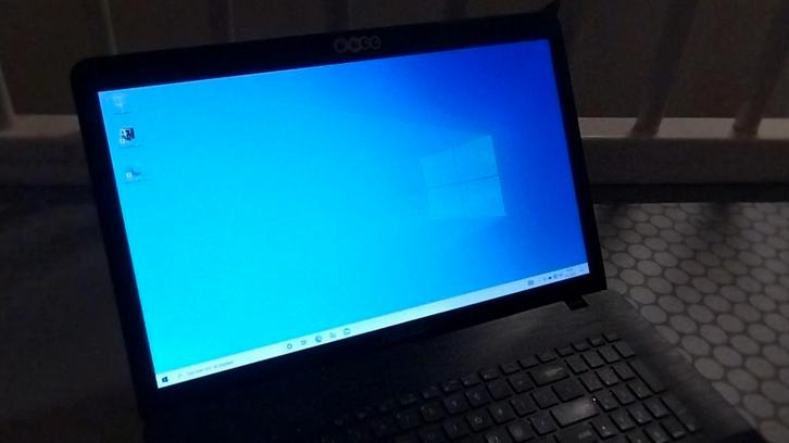 Asus Laptop - incl lader, Computers en Software, Overige Computers en Software, Gebruikt, Ophalen of Verzenden