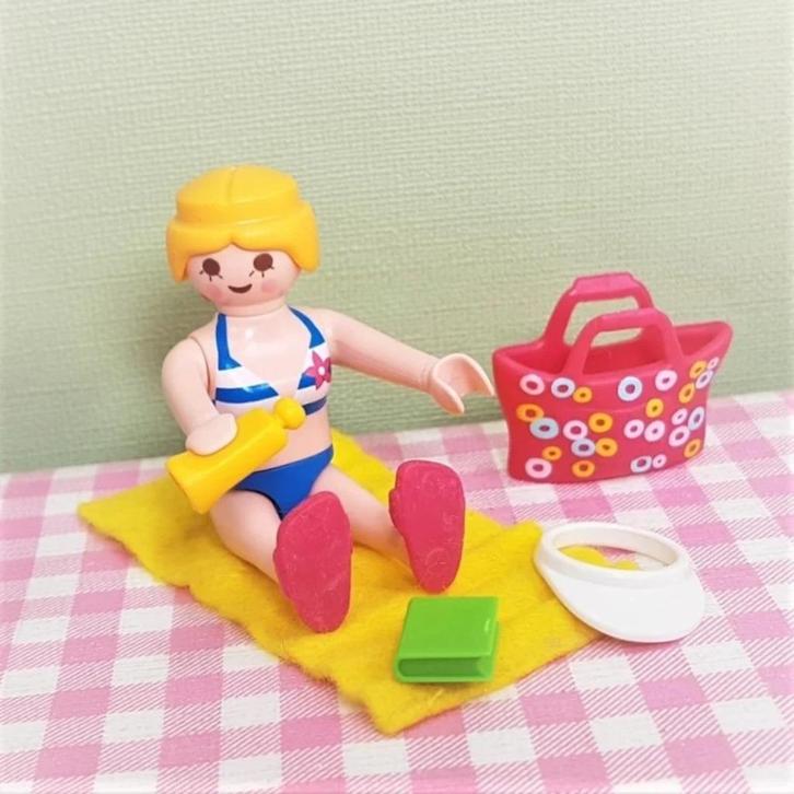 Playmobil special 4695 strand figuur met tas strandvakantie, Kinderen en Baby's, Speelgoed | Playmobil, Zo goed als nieuw, Ophalen of Verzenden