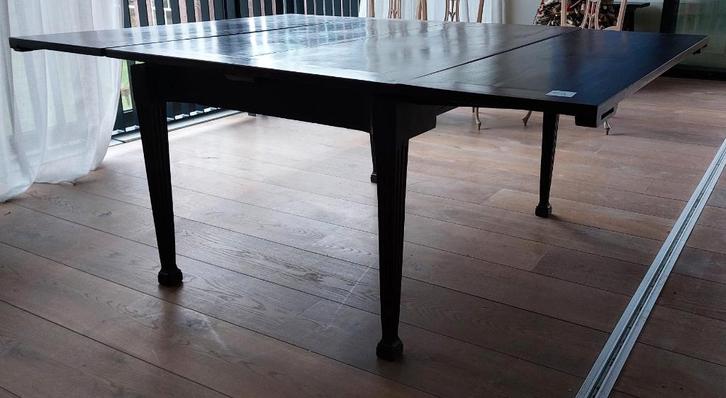 Engels tafel, uitschuifbaar, walnoot donkerbruin, Antiek en Kunst, Antiek | Meubels | Tafels, Ophalen