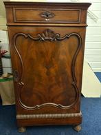 Mahoniehouten kastje Willem III-stijl, Ophalen