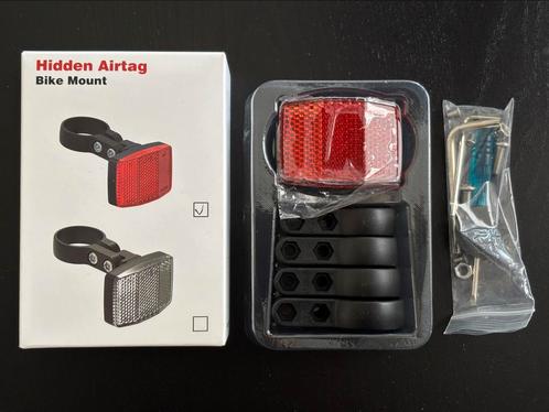 AirTag reflector voor fiets, nieuw in doos, Fietsen en Brommers, Fietsaccessoires | Fietsverlichting, Achterlicht, Nieuw, Ophalen of Verzenden