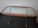 Vintage laag rotan bijzettafel, tafeltje met glasplaat, Ophalen, Minder dan 55 cm, Rond, Zo goed als nieuw