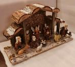 Kerststal met 11 porseleinen beeldjes, Diversen, Kerst, Ophalen of Verzenden, Zo goed als nieuw