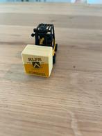 Miniatuur Heftruck met Alfa Bier Krat, Hobby en Vrije tijd, Overige merken, Gebruikt, 1:50 of kleiner, Ophalen of Verzenden