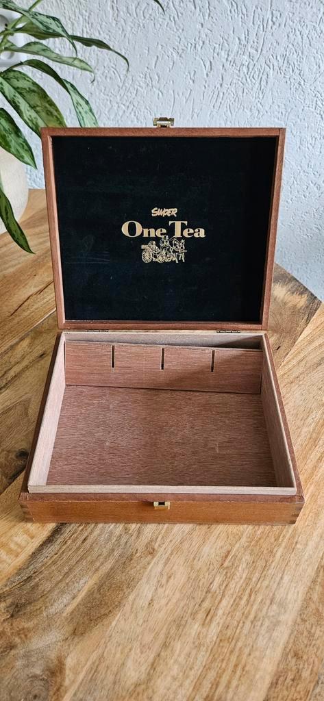 Mahoniehouten Theedoos - Super One Tea Vintage, Huis en Inrichting, Woonaccessoires | Kisten, Gebruikt, Minder dan 50 cm, Minder dan 50 cm