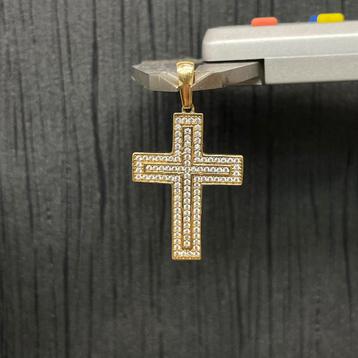 Prachtige 14 k gouden kruis hanger vol steen beschikbaar voor biedingen