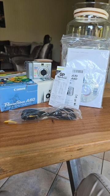 Canon powershot a60 met doos  beschikbaar voor biedingen
