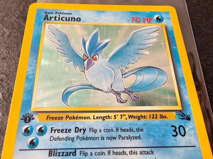 Articuno 1st edition fossil set 2/62 ️❄️, Hobby en Vrije tijd, Verzamelkaartspellen | Pokémon, Nieuw, Losse kaart, Foil, Ophalen of Verzenden