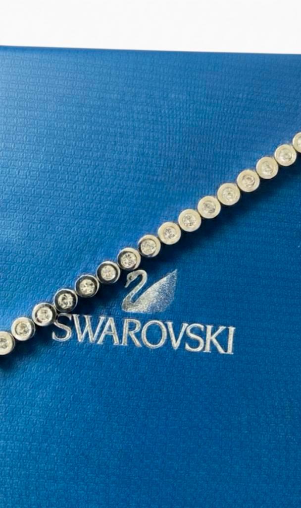 Swarovski armband – elegant en zo goed als nieuw!, Sieraden, Tassen en Uiterlijk, Kettingen, Zo goed als nieuw, Zilver, Ophalen of Verzenden