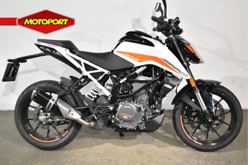 KTM 390 DUKE ABS (bj 2022) beschikbaar voor biedingen
