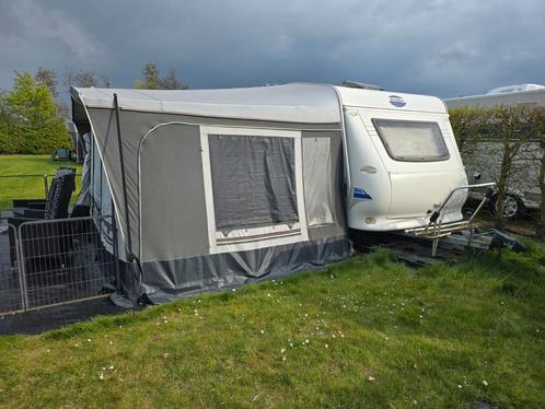 Hobby de luxe easy 450 complete inboedel, Caravans en Kamperen, Caravans, Particulier, tot en met 4, 1000 - 1250 kg, Rondzit, Hobby