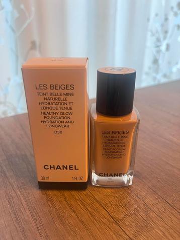 Chanel Les Beiges Foundation B30 NIEUW beschikbaar voor biedingen