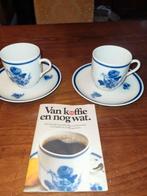 Douwe Egberts kop en schotel 2 stuks met folder, Ophalen of Verzenden, Overige stijlen, Kop(pen) en/of Schotel(s)