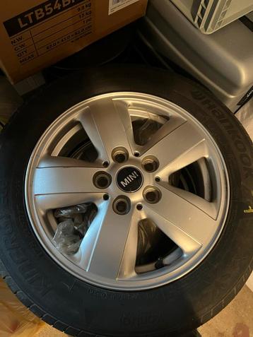 Mini Cooper Velgen met Banden - 15 inch beschikbaar voor biedingen
