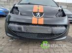 Voorbumper van een Peugeot 107 (EXZ), Gebruikt, Ophalen of Verzenden, Bumper, Peugeot