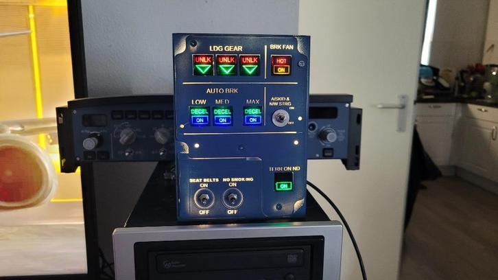 Desktop Airbus autobrake en sealt belt panel, Computers en Software, Joysticks, Zo goed als nieuw, Ophalen of Verzenden