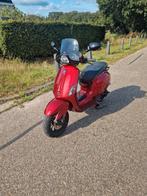 Vespa Sprint. 80cc, custom kleur., Ophalen, Maximaal 45 km/u, Vespa S, Zo goed als nieuw
