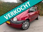 Renault Twingo 1.2 Expression Stuurbekrachtiging APK NIEUWST, Voorwielaandrijving, 4 cilinders, 4 stoelen, Origineel Nederlands