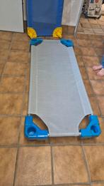 Peuter veldbed stretcher, Ophalen