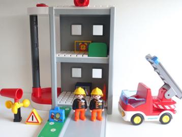 Playmobil 123 brandweer brandweerkazerne beschikbaar voor biedingen