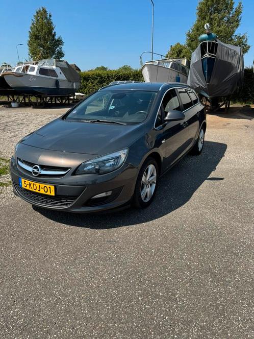 Opel Astra 1.4 Turbo 88KW ST 2013 Grijs, Auto's, Opel, Particulier, Astra, Airbags, Airconditioning, Boordcomputer, Centrale vergrendeling