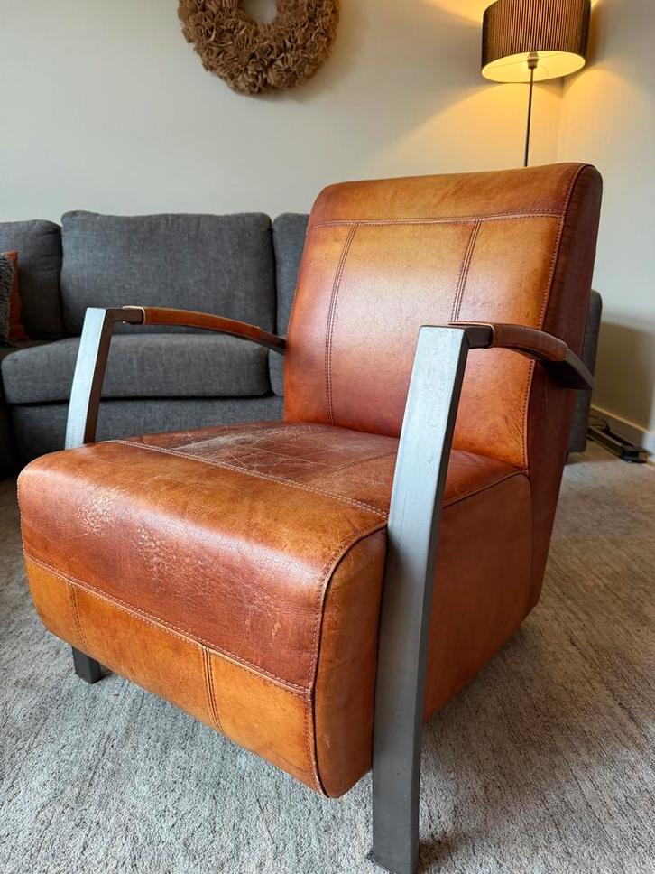 Fauteuil cognac kleur, Huis en Inrichting, Fauteuils, Gebruikt, Leer, Metaal, 50 tot 75 cm, 75 tot 100 cm, Ophalen