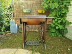 Antieke Singer trap naaimachine in meubel, Antiek en Kunst, Antiek | Naaimachines, Ophalen