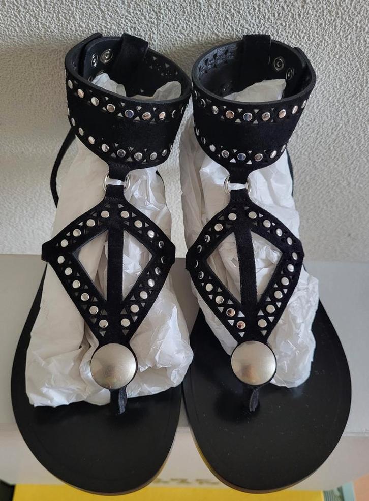 Isabel Marant sandaaltjes maat 37 Lonneke Nooteboom, Kleding | Dames, Schoenen, Nieuw, Sneakers of Gympen, Zwart, Ophalen of Verzenden